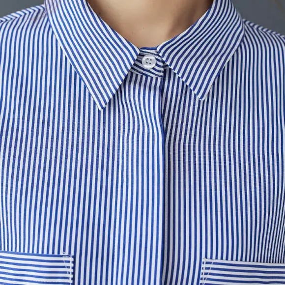 NWT Blue And White Striped Button Up Shirt - Picture 4 of 5